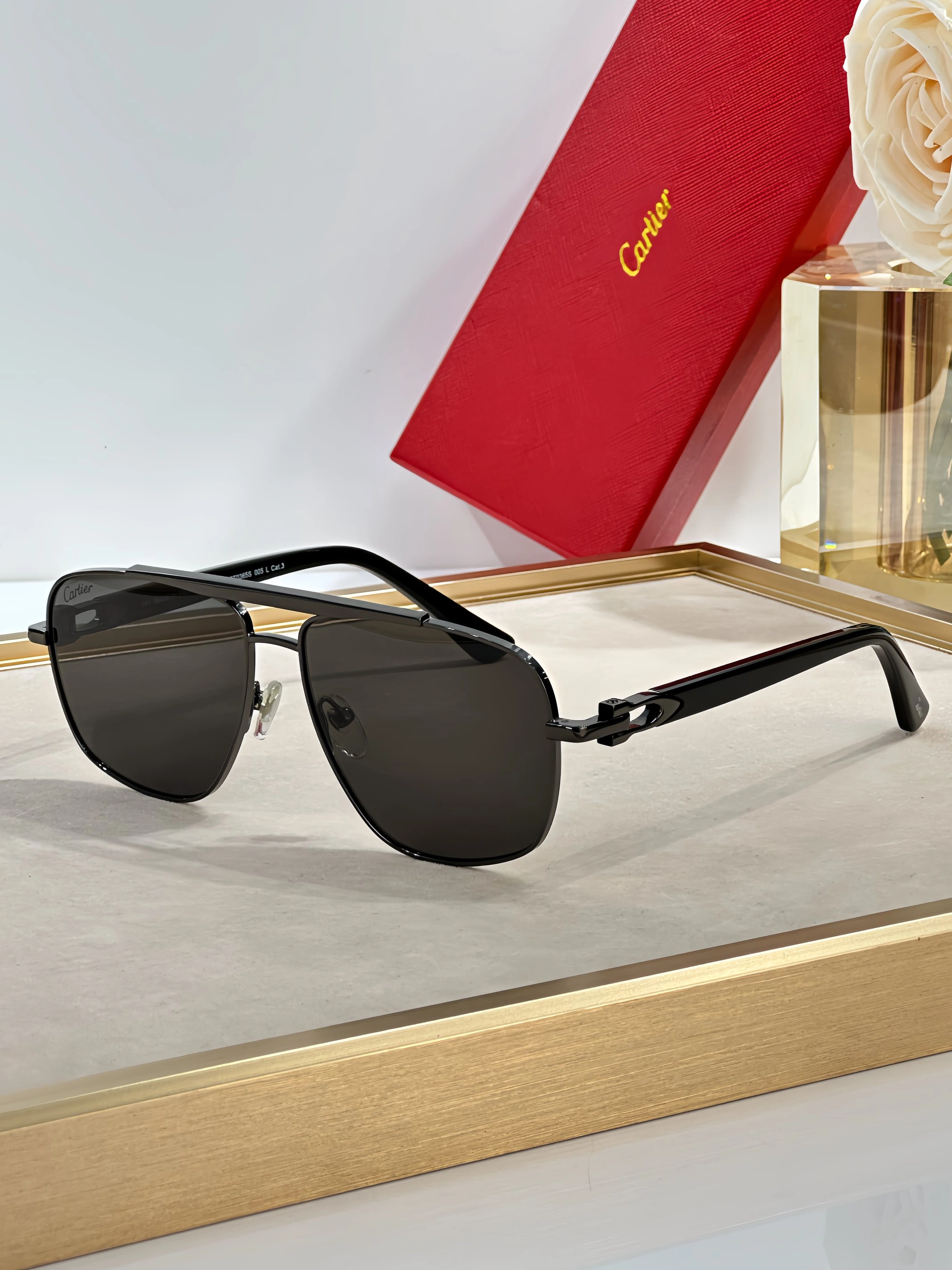 Cartier AAA Quality Sunglassess Practical 4877