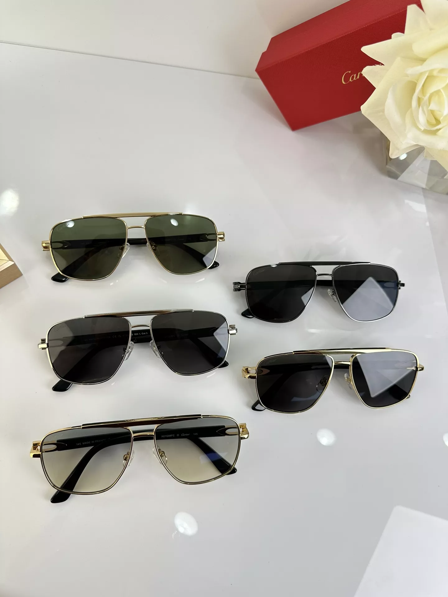 Cartier AAA Quality Sunglassess Practical 5443