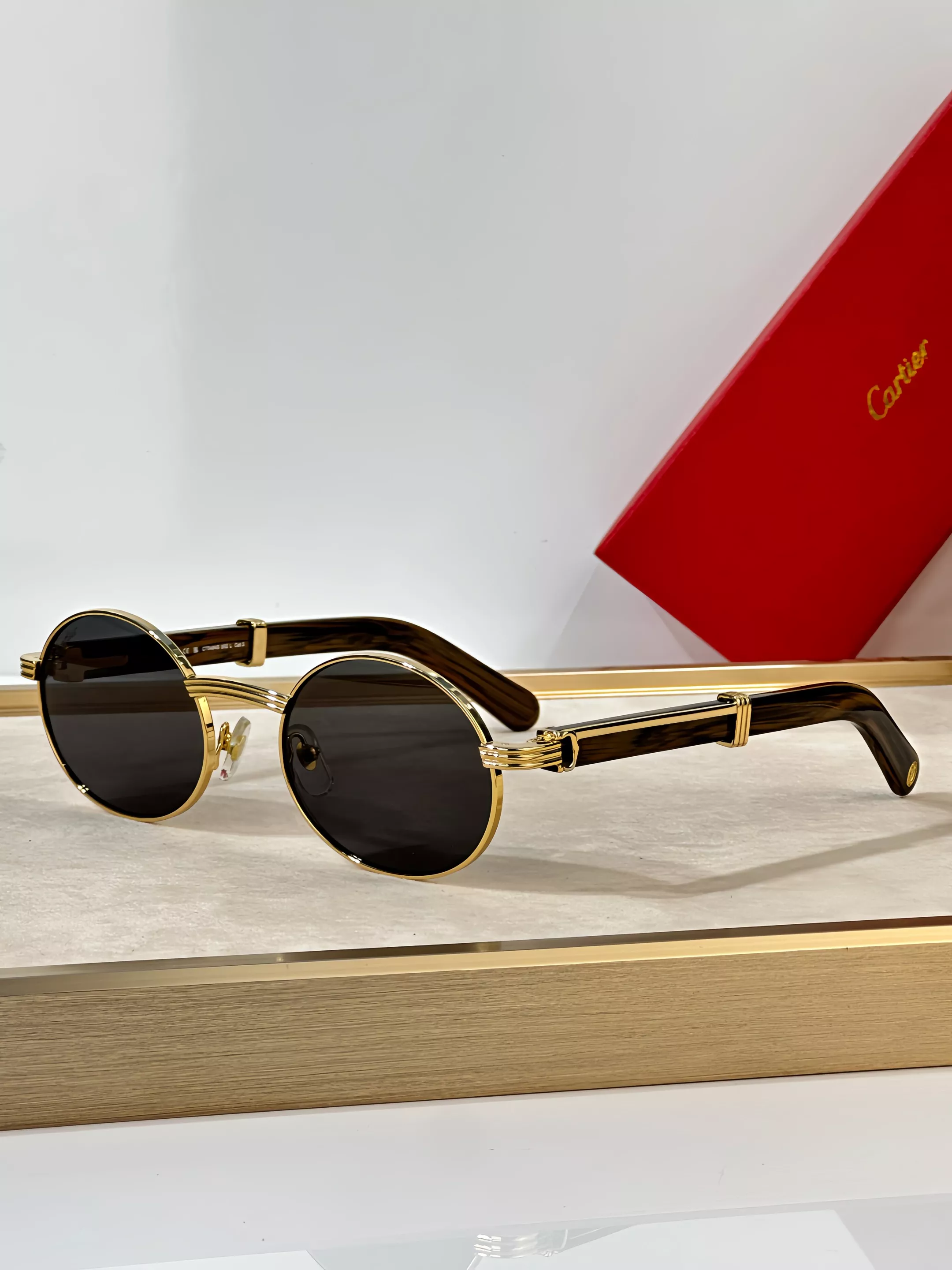 Cartier AAA Quality Sunglassess Sleek 1497