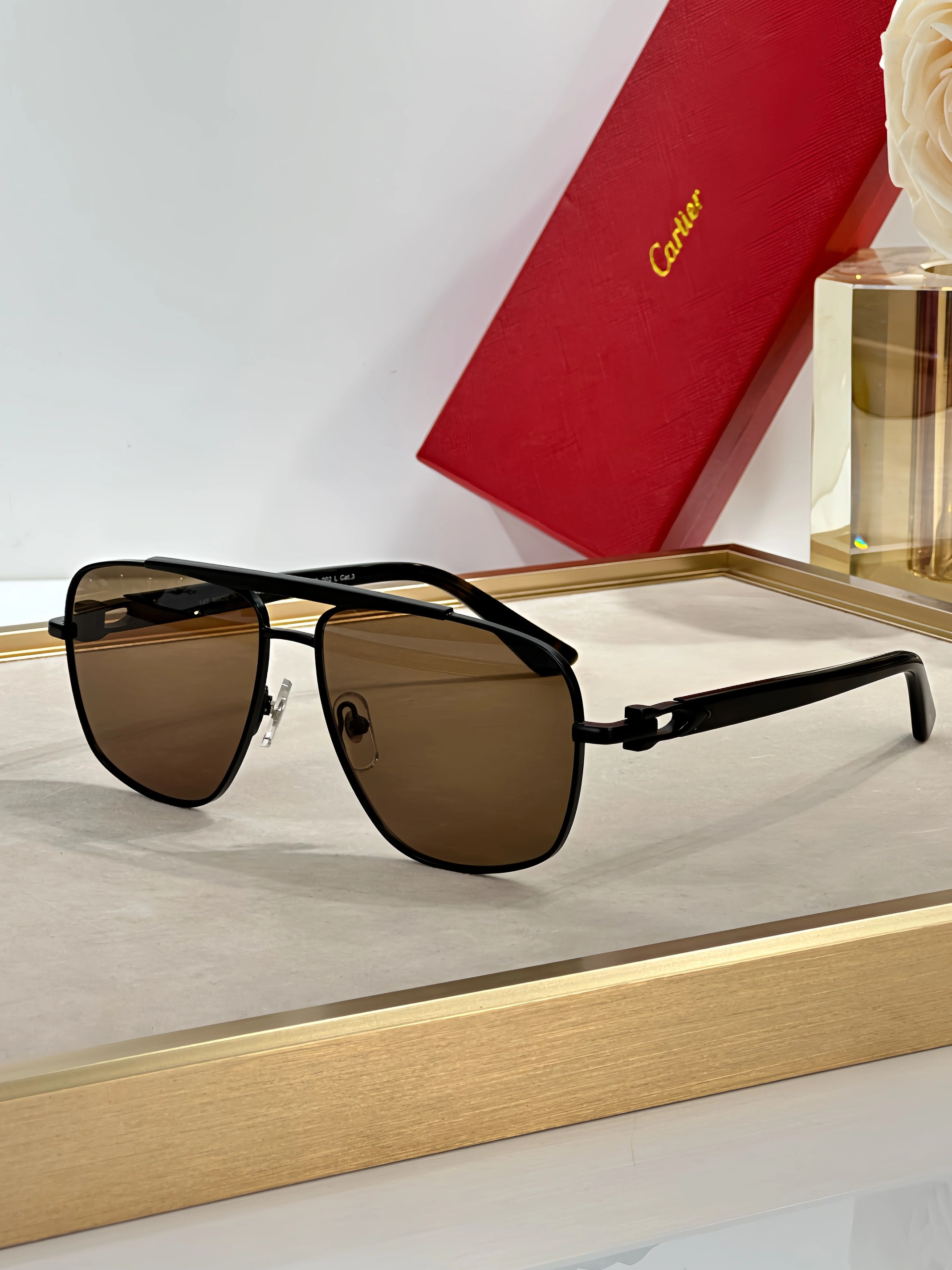 Cartier AAA Quality Sunglassess Trendsetting 4536