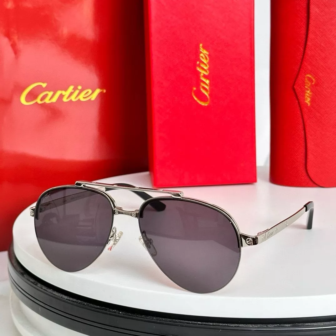 Cartier AAA Quality Sunglassess Trendy 589
