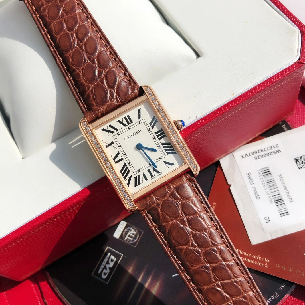 Cartier AAA Quality Watches For Unisex Minimalist 2331