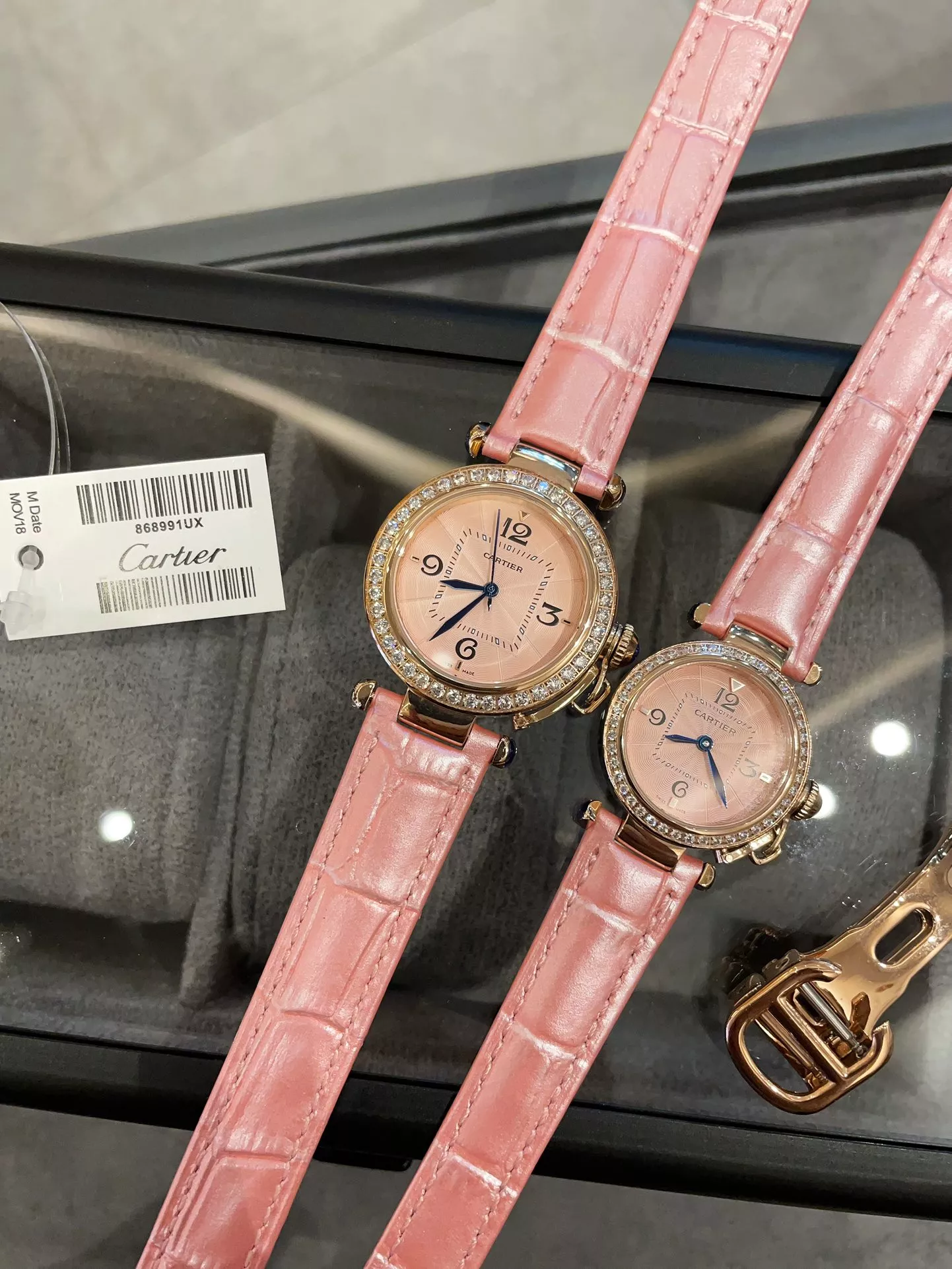 Cartier AAA Quality Watches For Unisex Sleek 5639