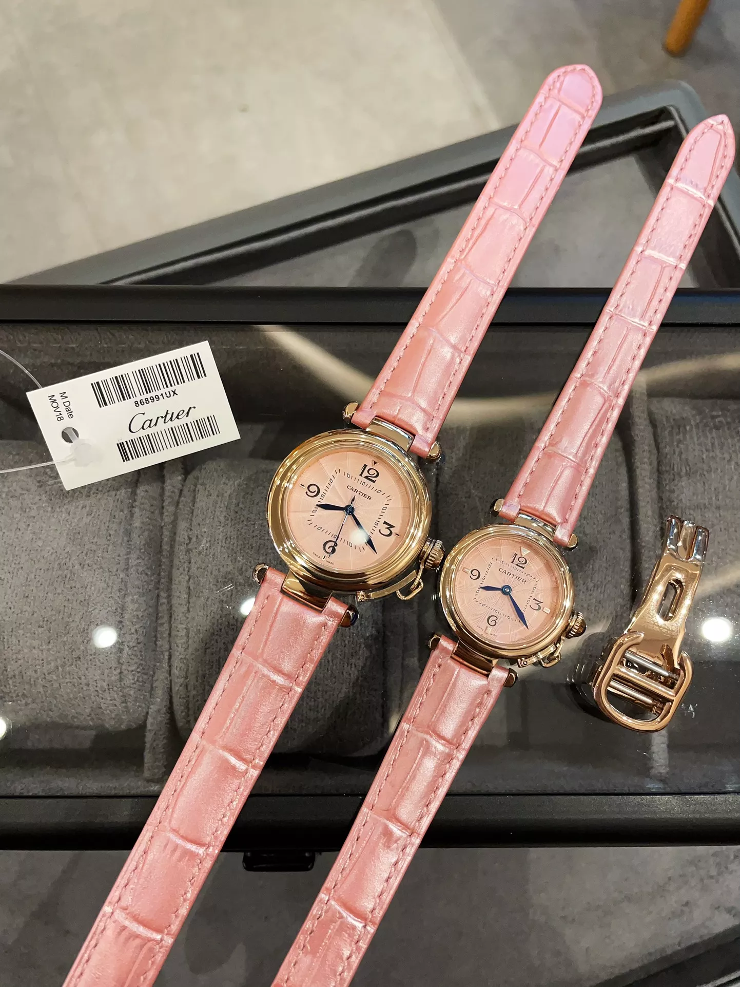 Cartier AAA Quality Watches For Unisex Stylish 8397