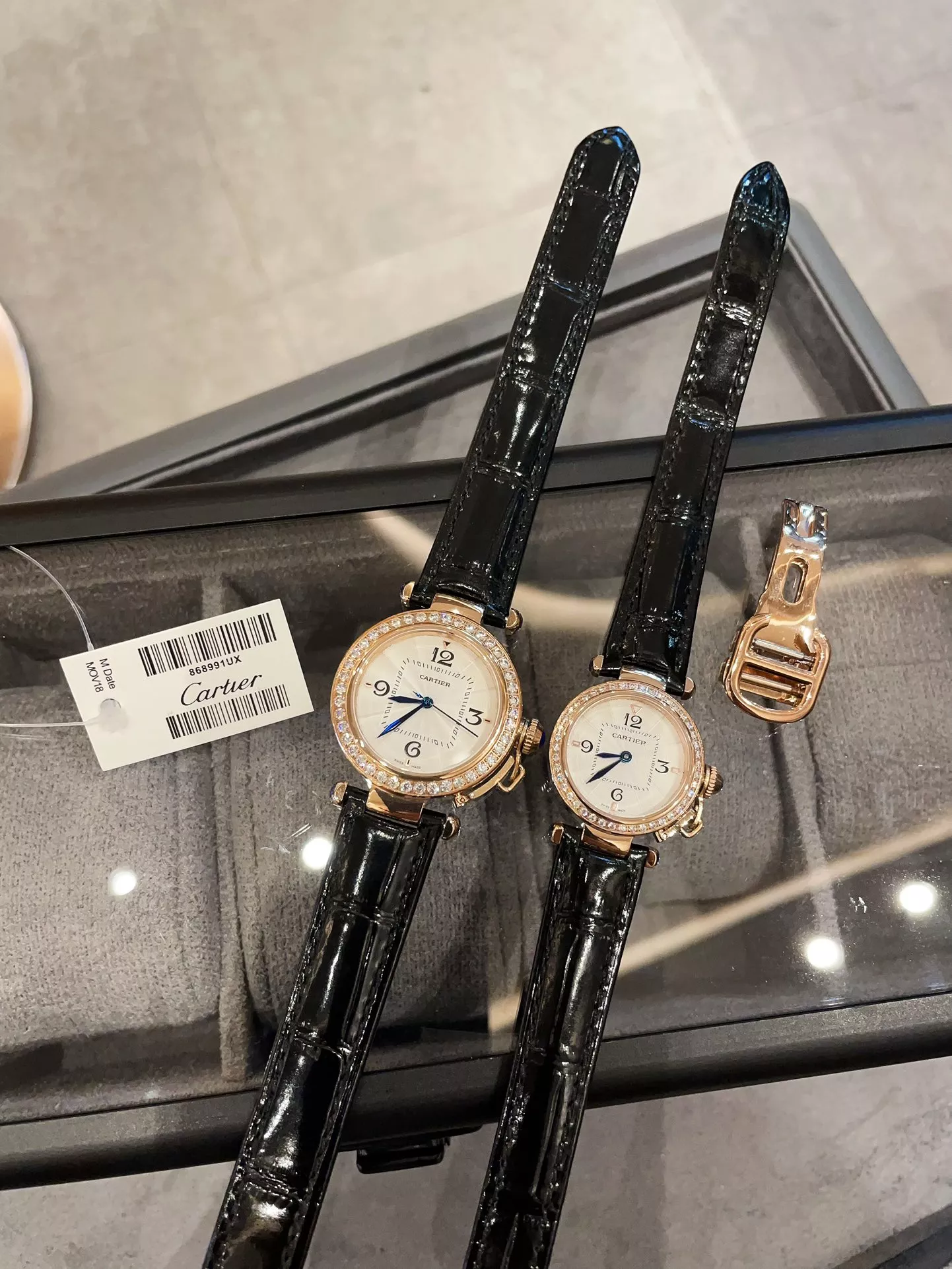 Cartier AAA Quality Watches For Unisex Trendy 2566