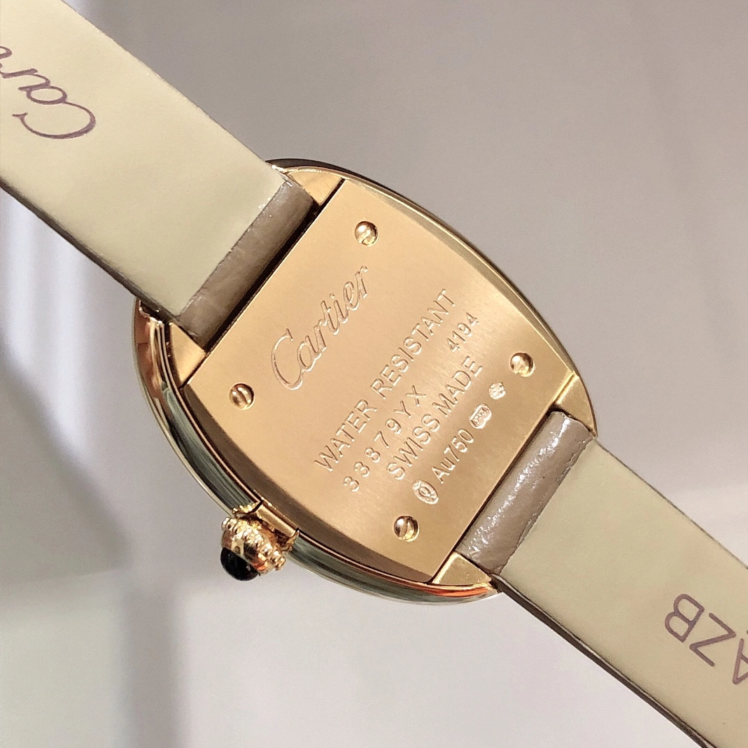 Cartier AAA Quality Watches For Women Stylish 3955