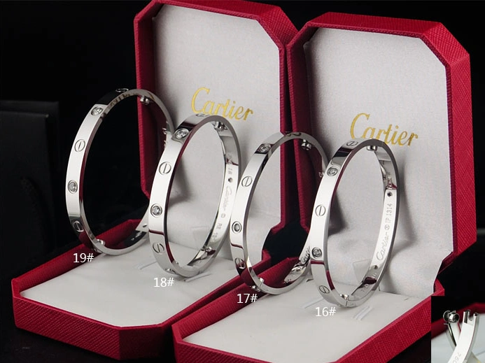 Cartier Bracelet WellDesigned 2360