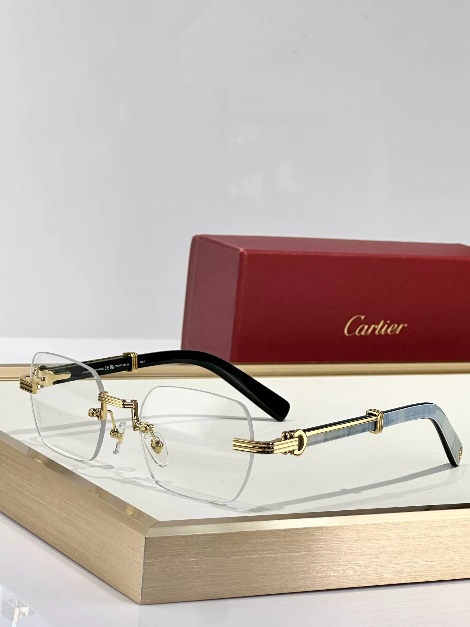 Cartier Goggles EyeCatching 696