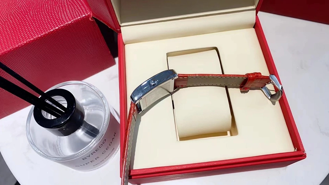 Cartier Watches For Women Breathable 8096