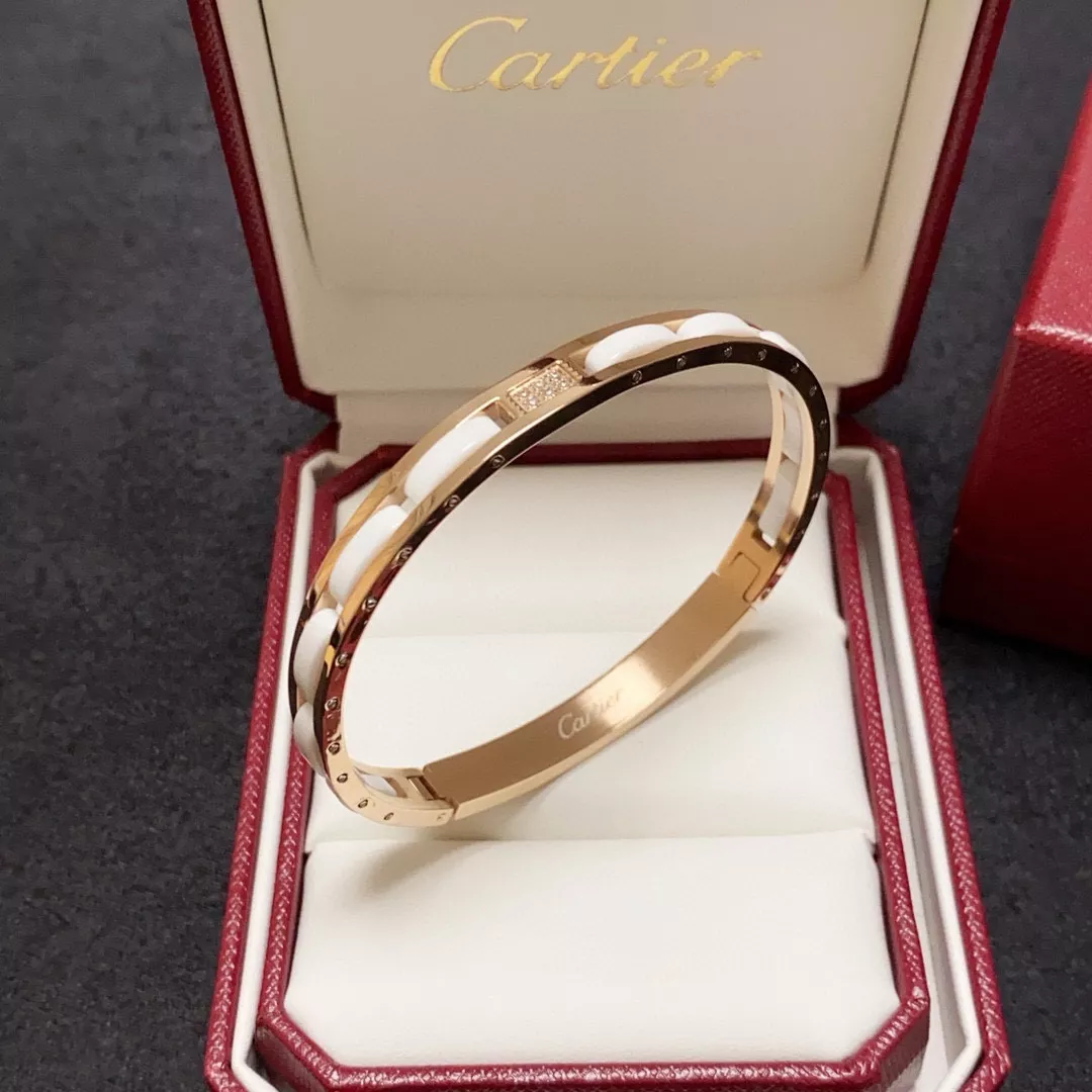 Cartier bracelets Fashionable 8210