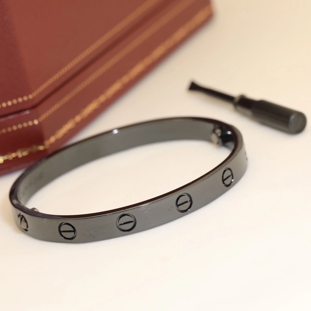 Cartier bracelets For Unisex Fashionable 6577