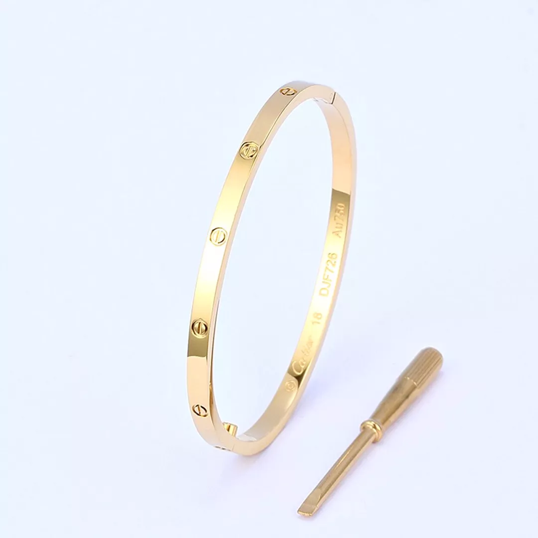 Cartier bracelets In Gold WellDesigned 4252
