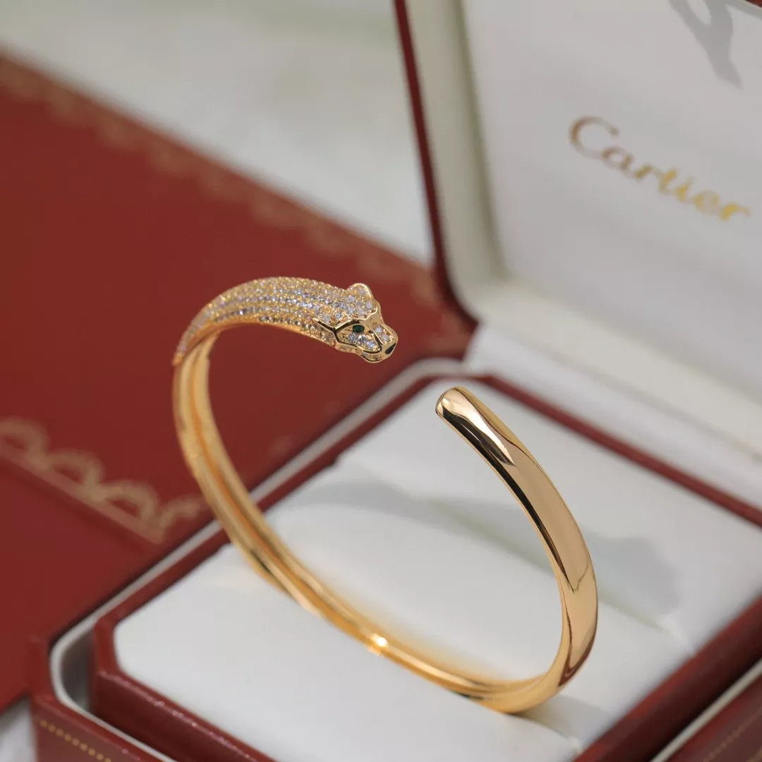 Cartier bracelets Unique 1592