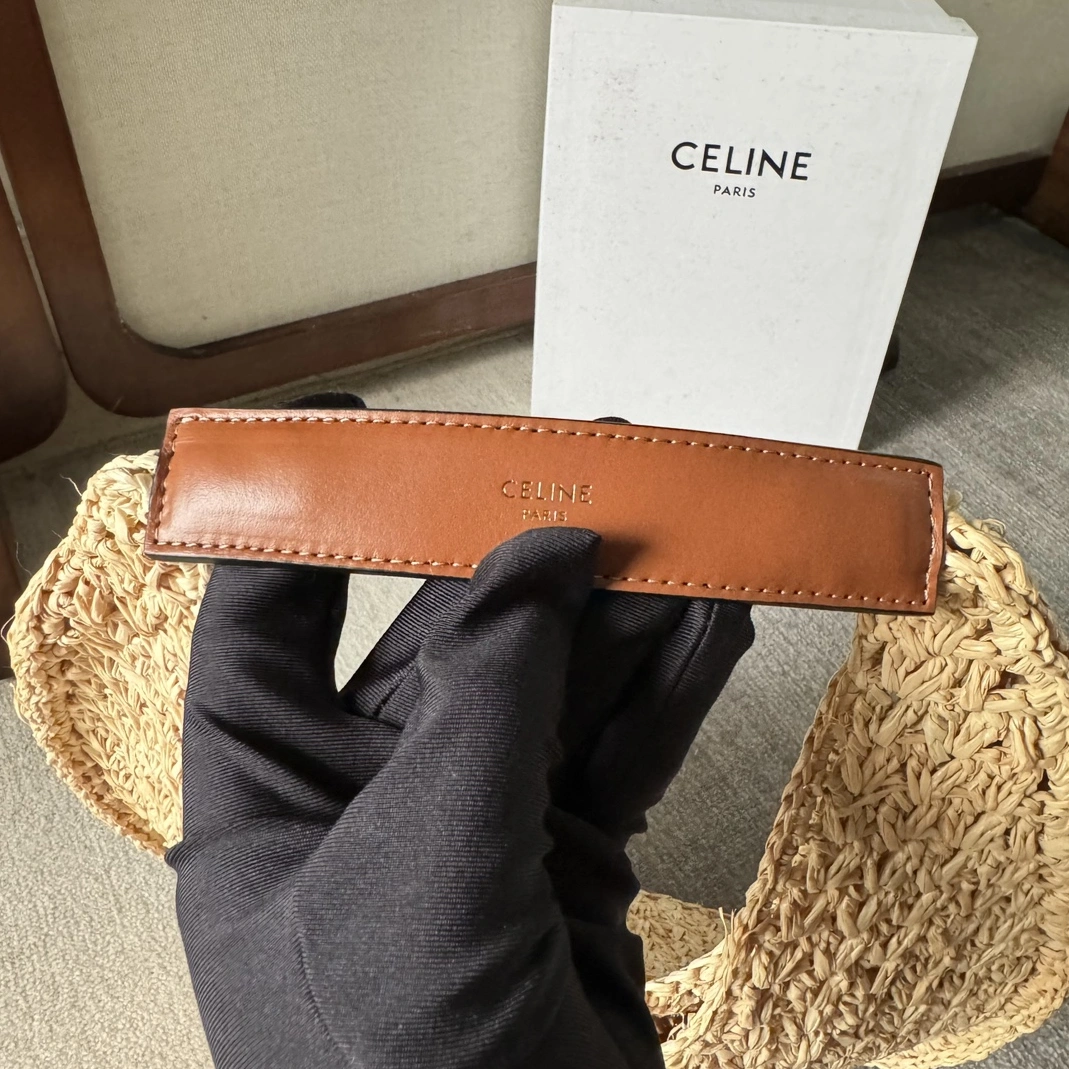 Celine AAA Quality Handbags For Women Compact 5929