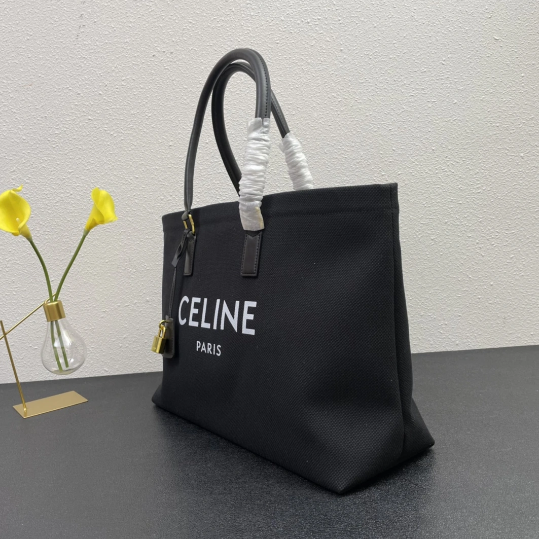 Celine AAA Quality Handbags For Women Durable 7813