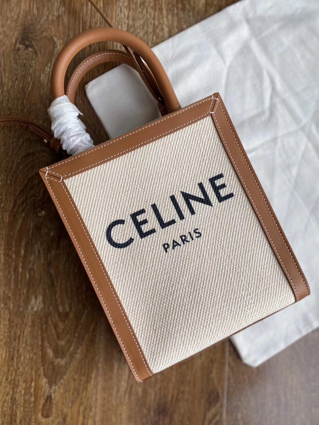 Celine AAA Quality Handbags For Women Trendy 7684