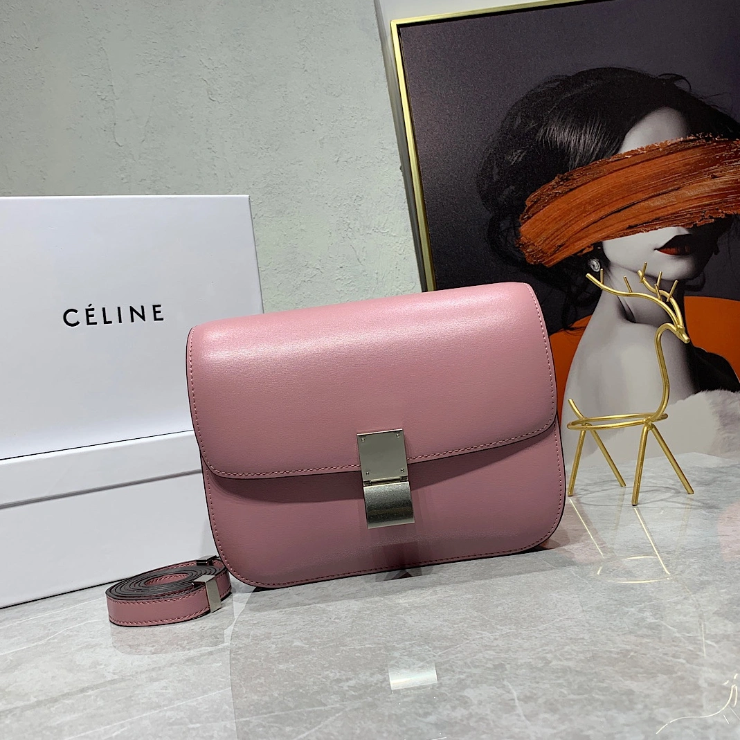 Celine AAA Quality Messenger Bags For Women Bold 4200