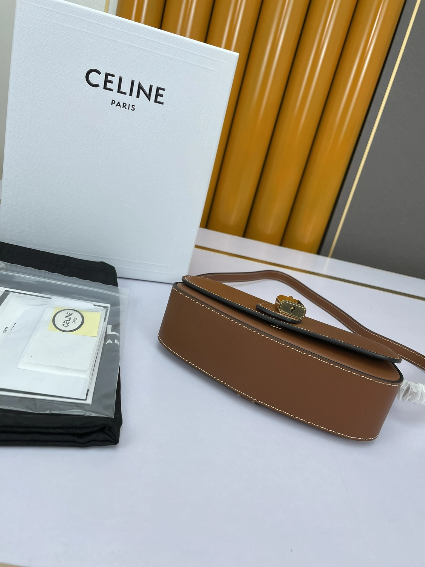 Celine AAA Quality Messenger Bags For Women Comfortable 8177