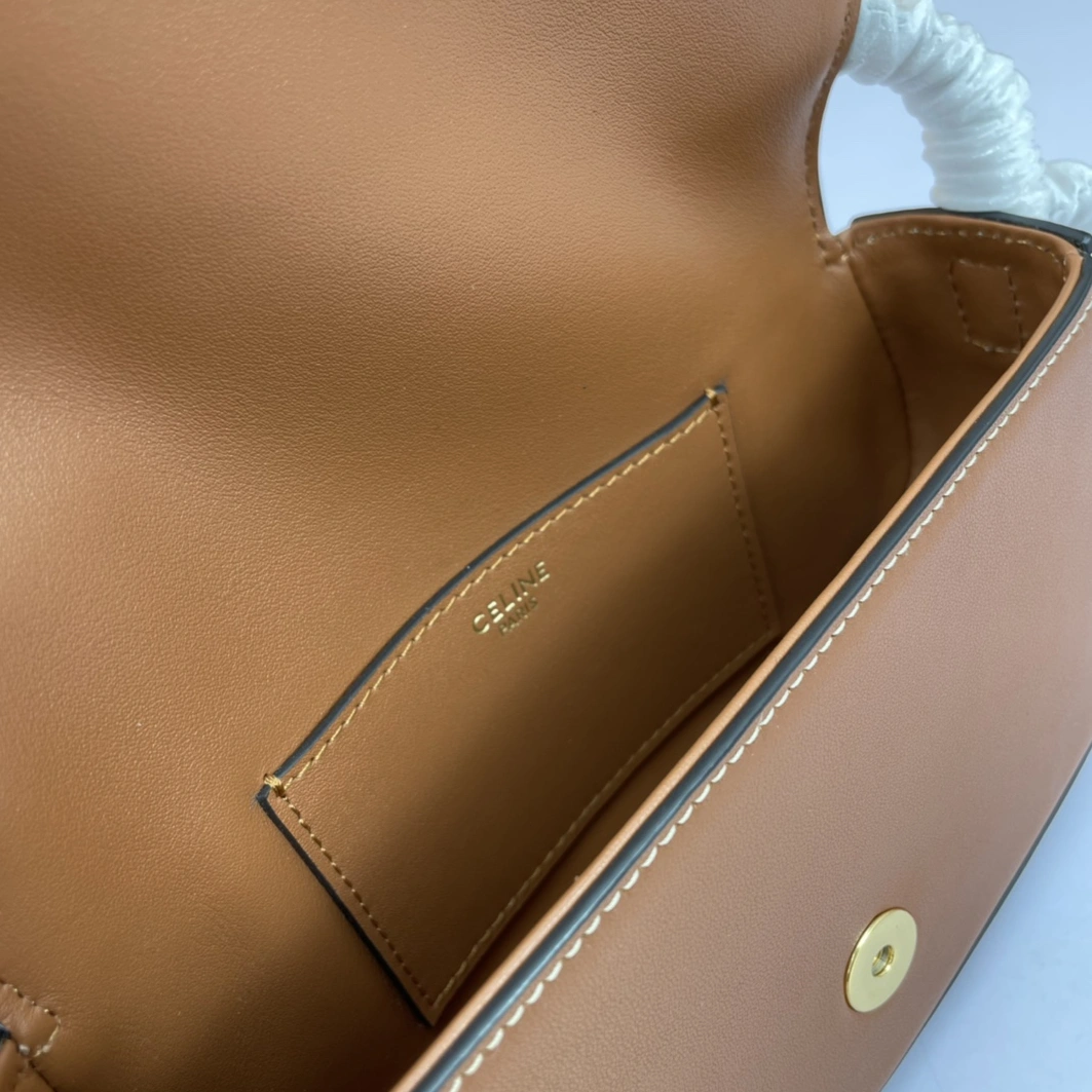 Celine AAA Quality Messenger Bags For Women Comfortable 8177