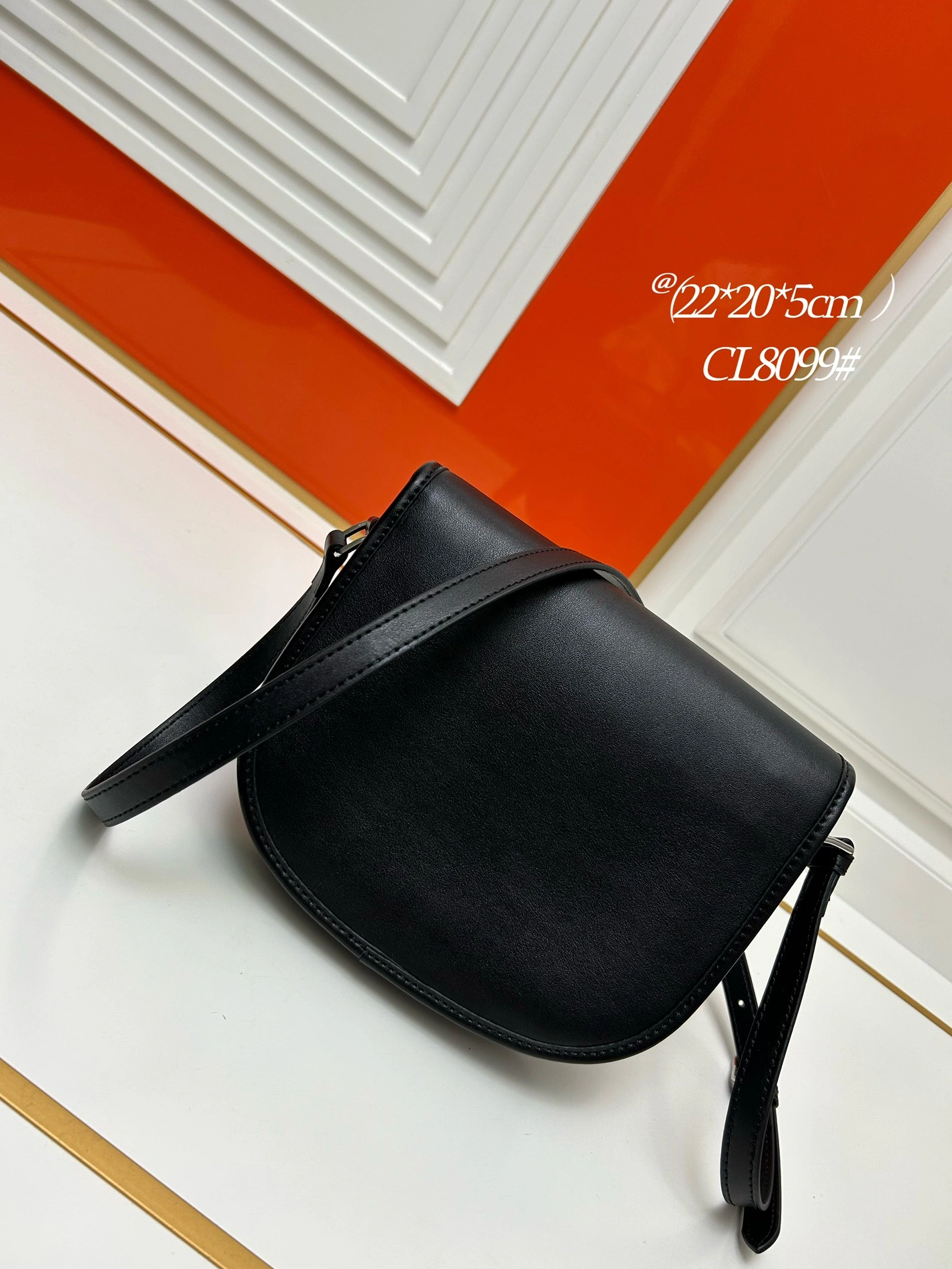 Celine AAA Quality Messenger Bags For Women Minimalist 2001