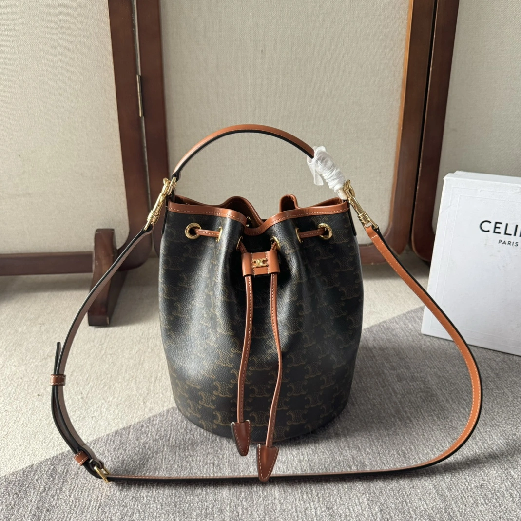 Celine AAA Quality Messenger Bags For Women Modern 7269