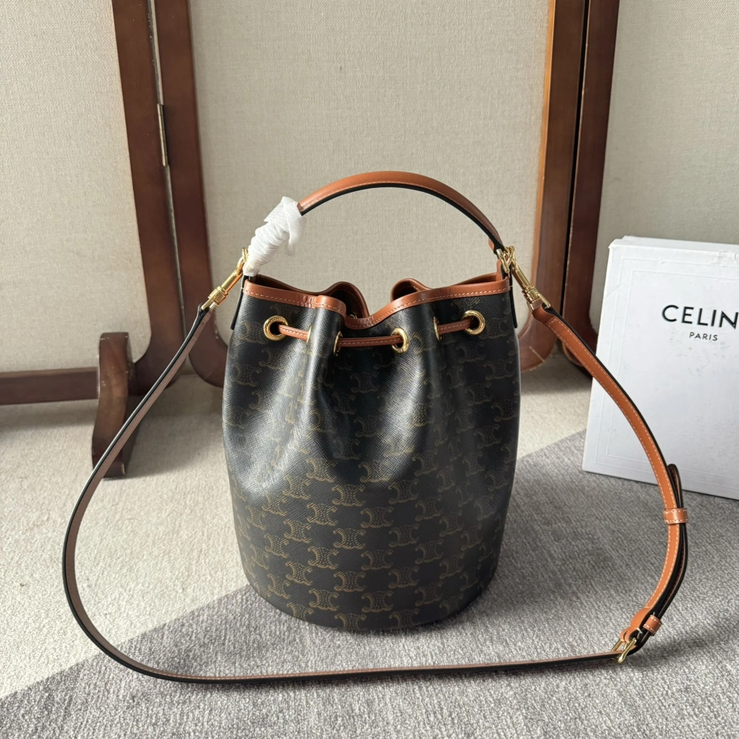 Celine AAA Quality Messenger Bags For Women Modern 7269