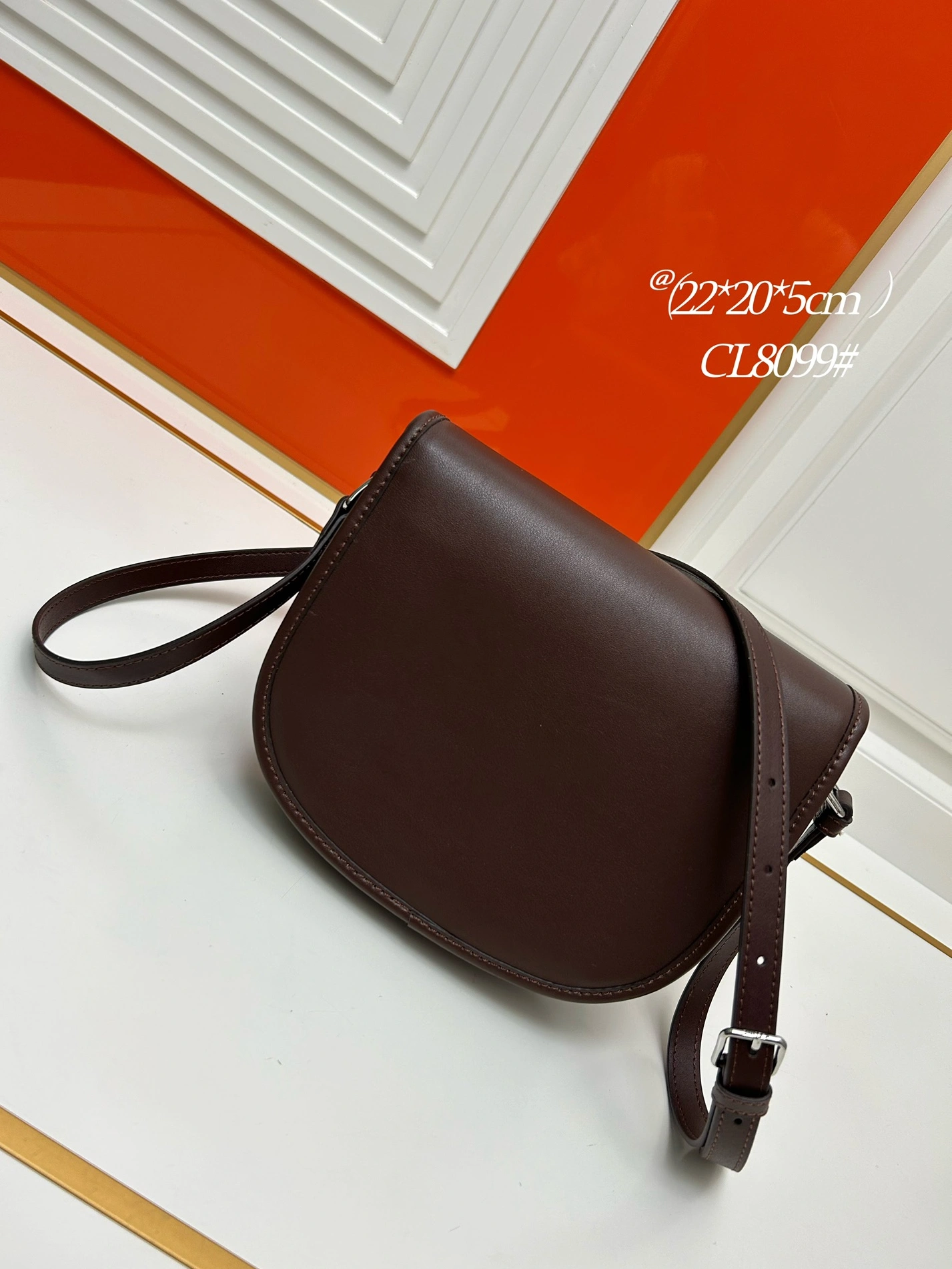 Celine AAA Quality Messenger Bags For Women ModernLook 5628
