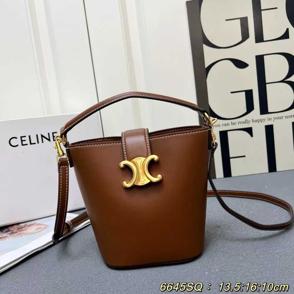 Celine AAA Quality Messenger Bags For Women Popular 3068