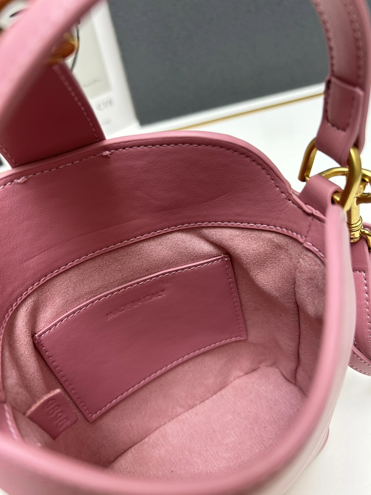 Celine AAA Quality Messenger Bags For Women Sophisticated 6797