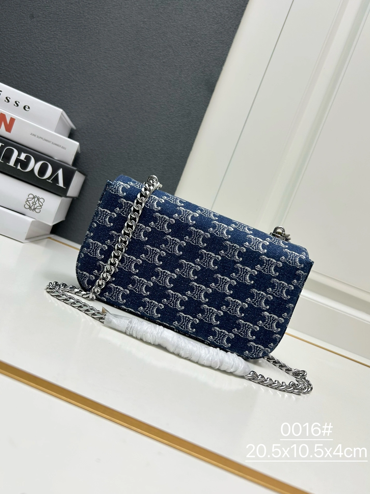 Celine AAA Quality Messenger Bags For Women Timeless 191