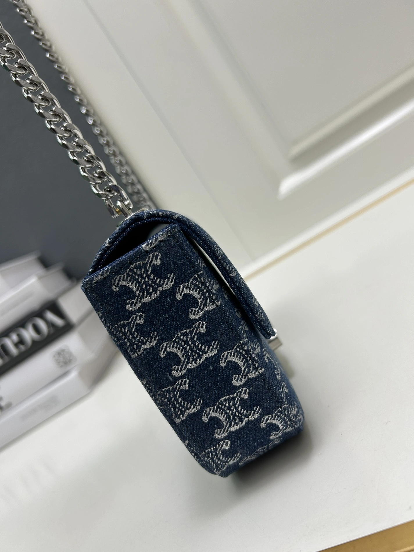 Celine AAA Quality Messenger Bags For Women Timeless 191