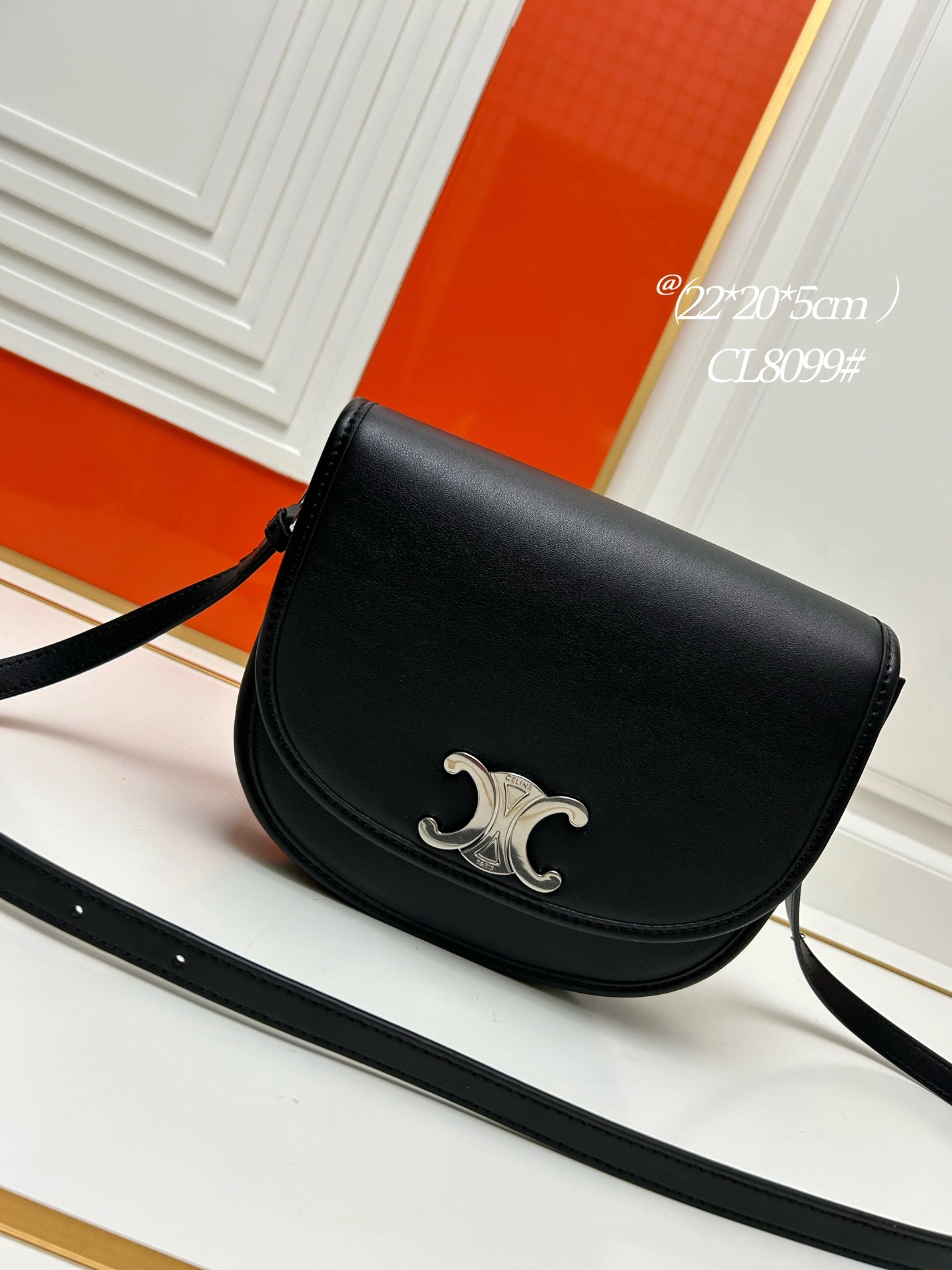 Celine AAA Quality Messenger Bags For Women Versatile 2577