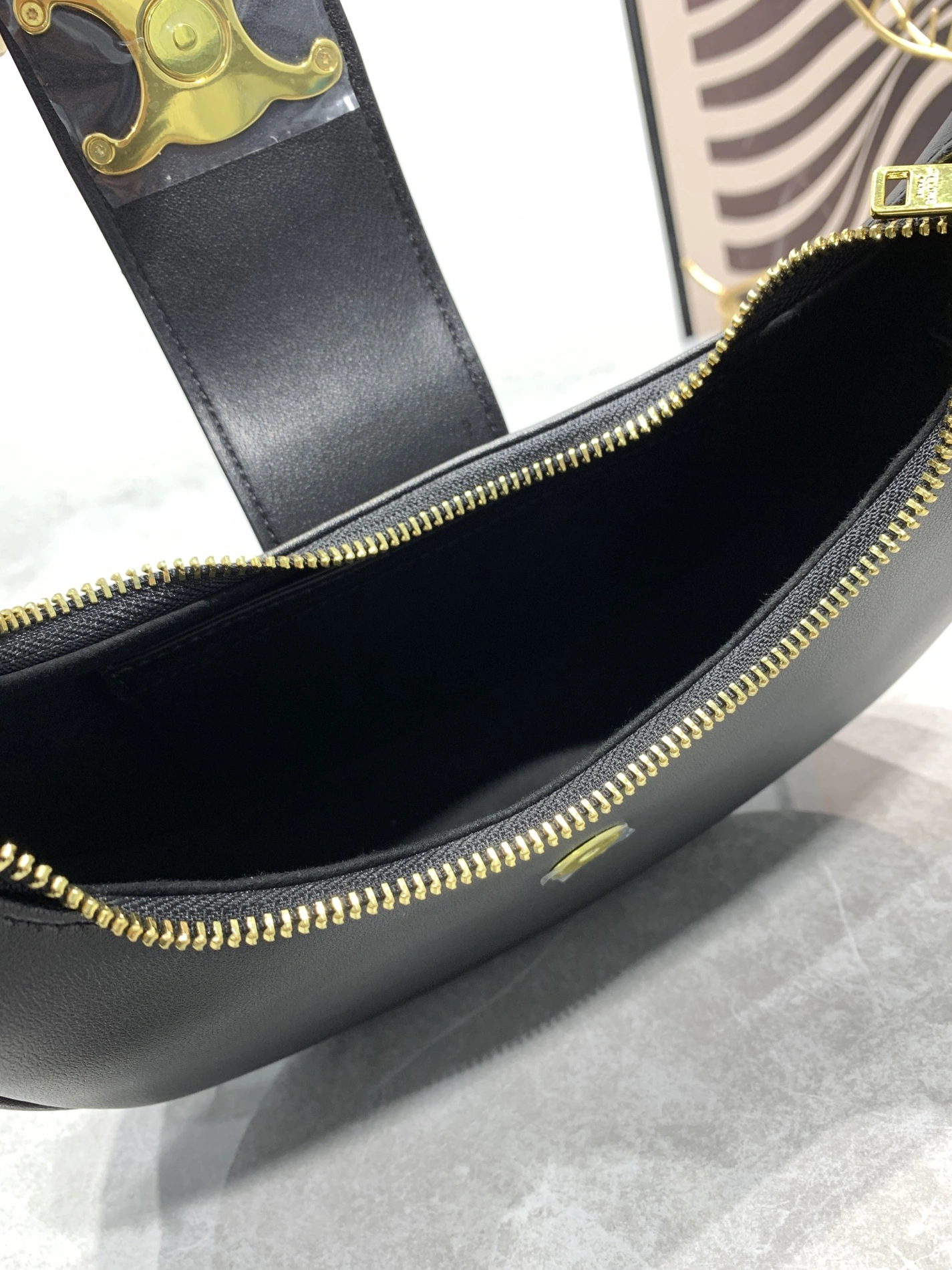 Celine AAA Quality Shoulder Bags For Women Affordable 3146