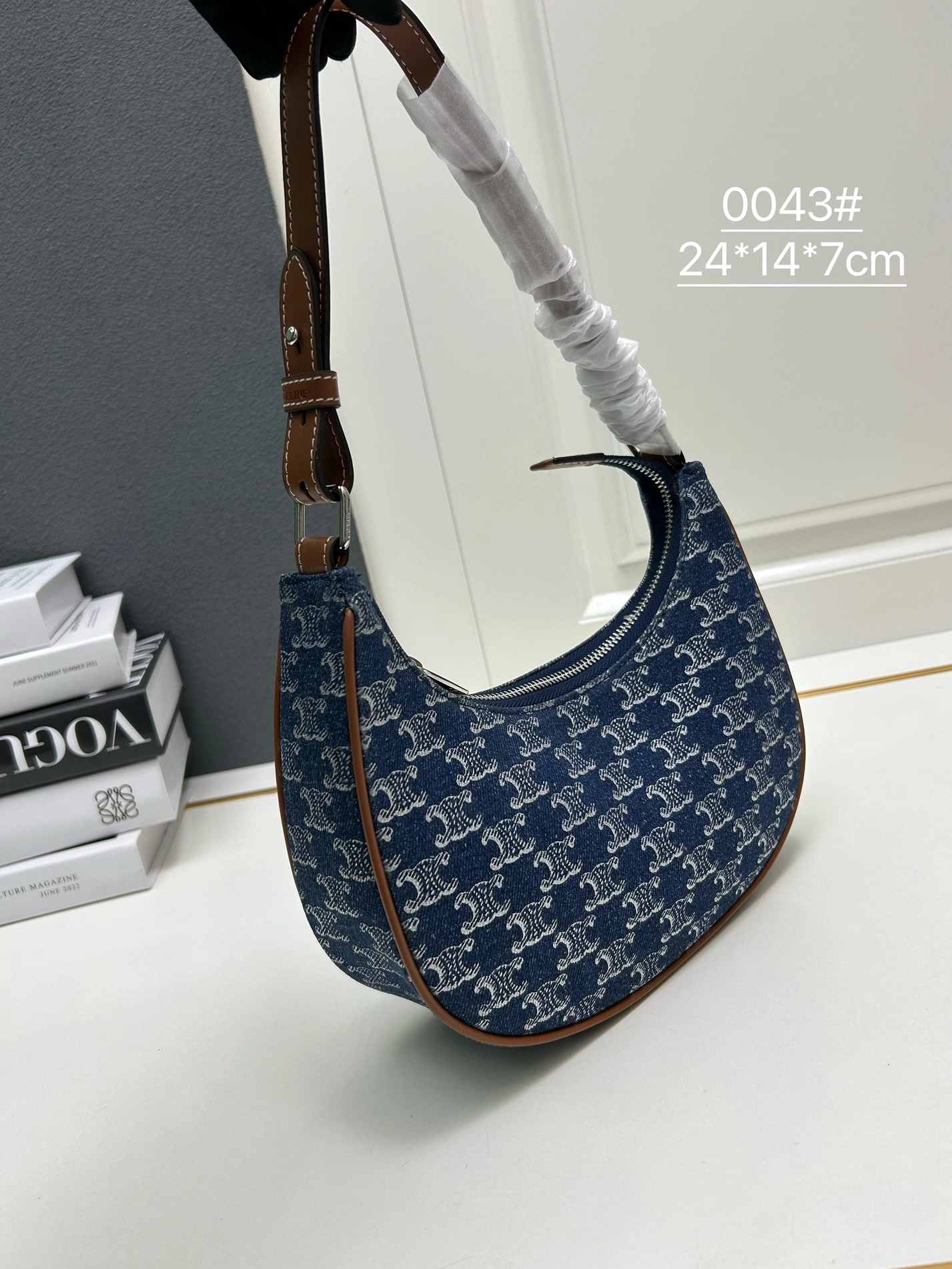 Celine AAA Quality Shoulder Bags For Women Fashionable 4641