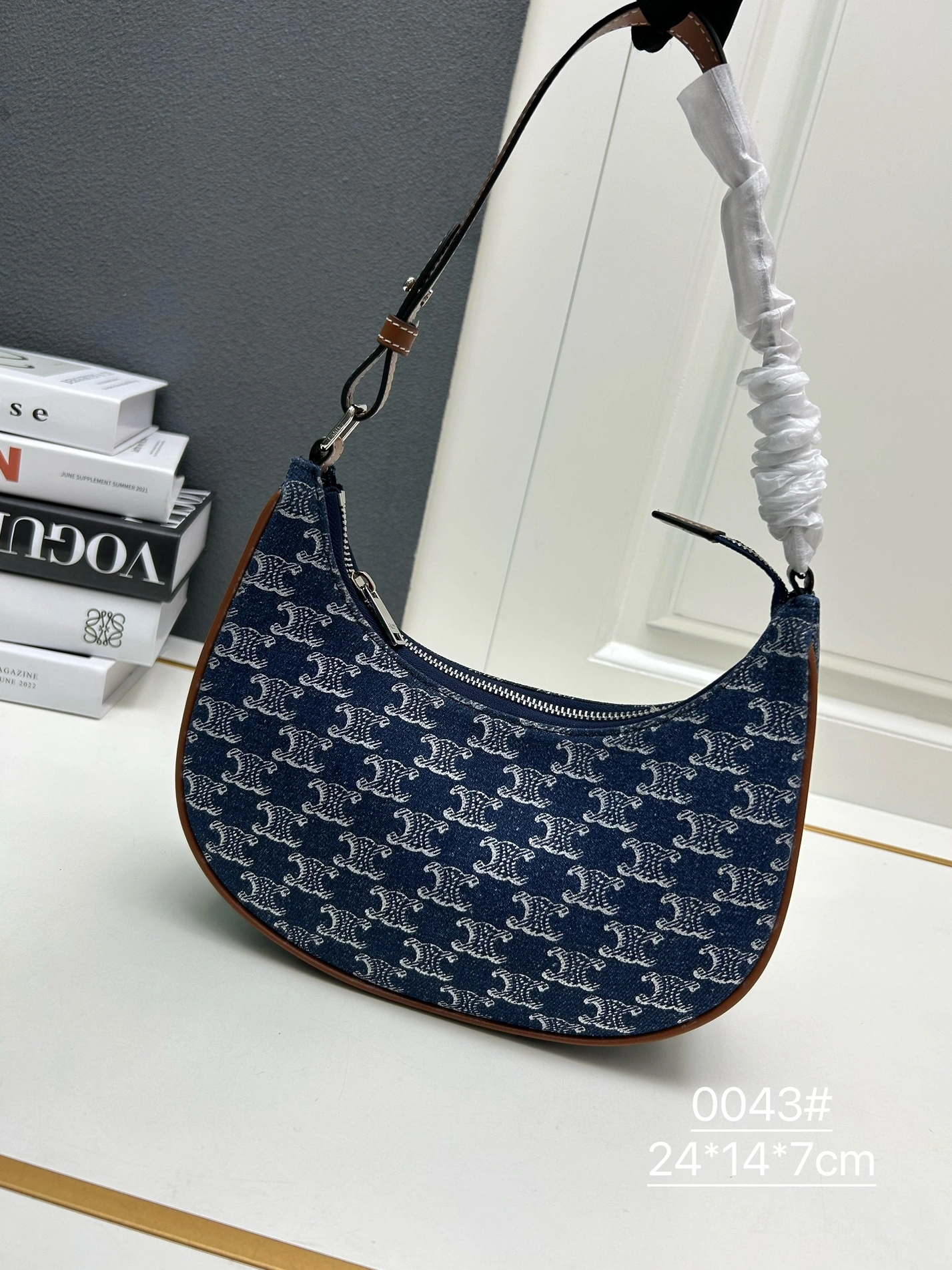 Celine AAA Quality Shoulder Bags For Women Fashionable 4641