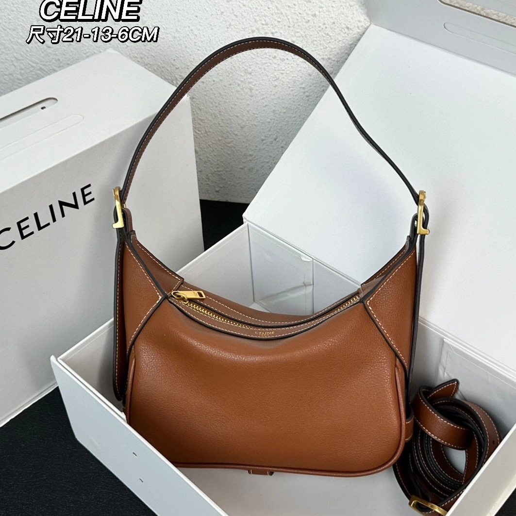 Celine AAA Quality Shoulder Bags For Women GoAnywhere 1066