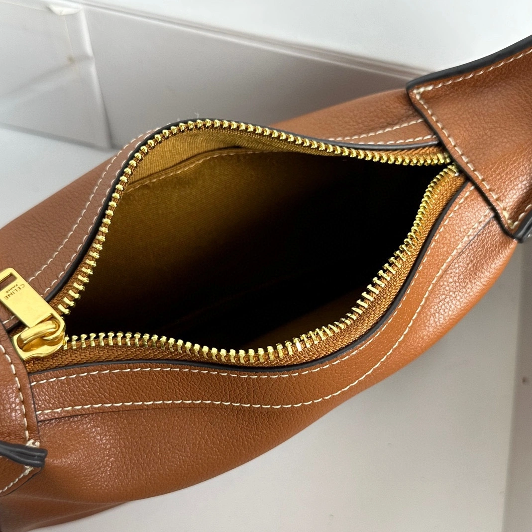 Celine AAA Quality Shoulder Bags For Women GoAnywhere 1066