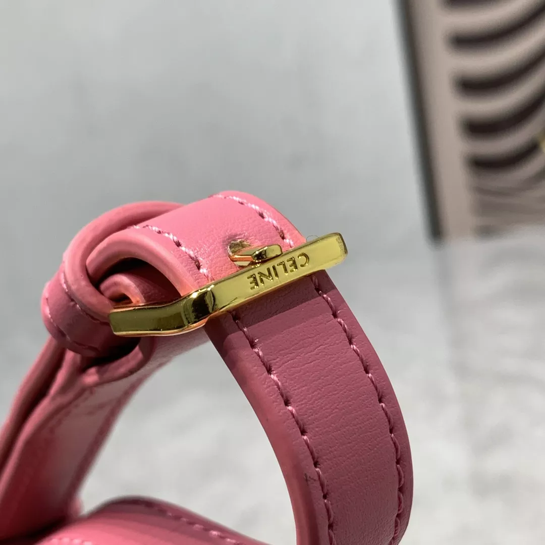 Celine AAA Quality Shoulder Bags For Women Reliable 4979