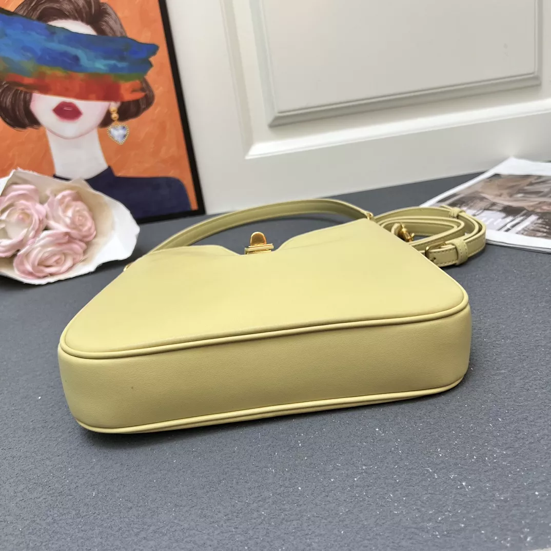 Celine AAA Quality Shoulder Bags For Women Trendy 8922