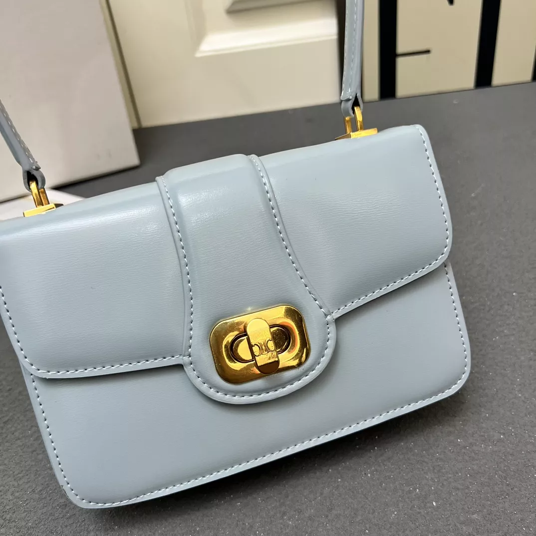 Celine AAA Quality Shoulder Bags For Women Unique 3789