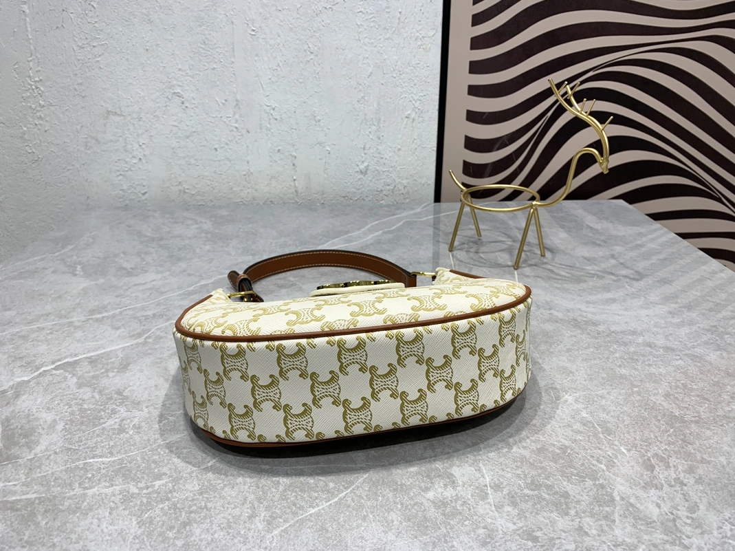 Celine AAA Quality Shoulder Bags For Women Versatile 2291