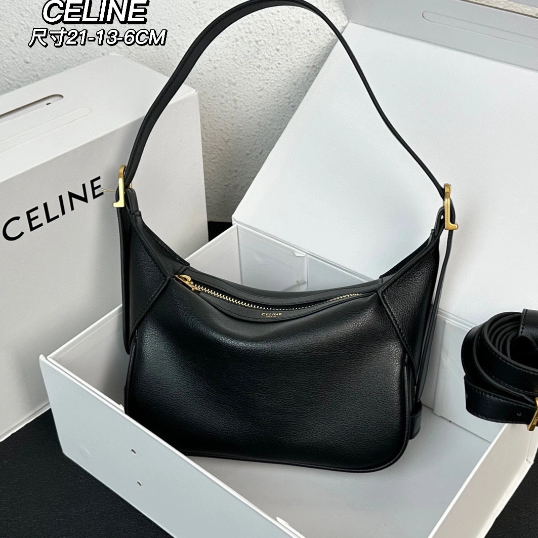 Celine AAA Quality Shoulder Bags For Women Versatile 3808