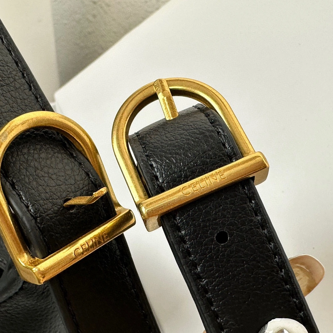 Celine AAA Quality Shoulder Bags For Women Versatile 3808