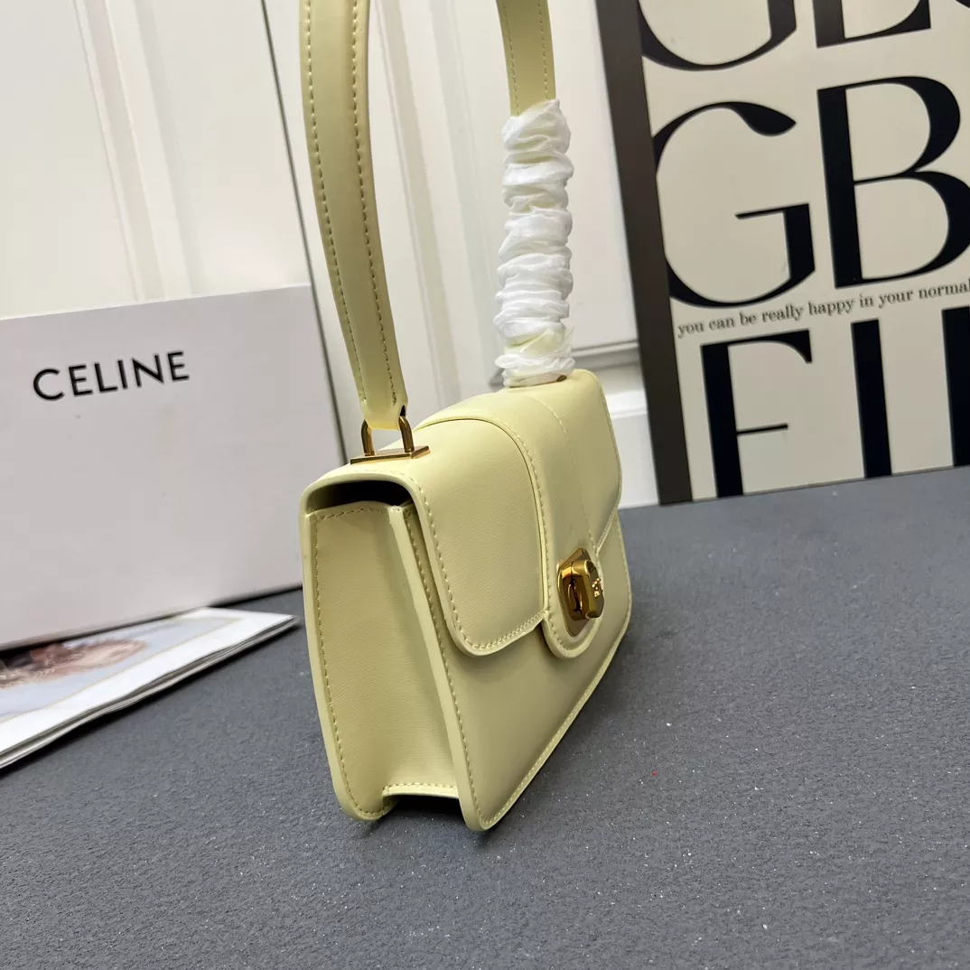 Celine AAA Quality Shoulder Bags For Women Versatile 9509