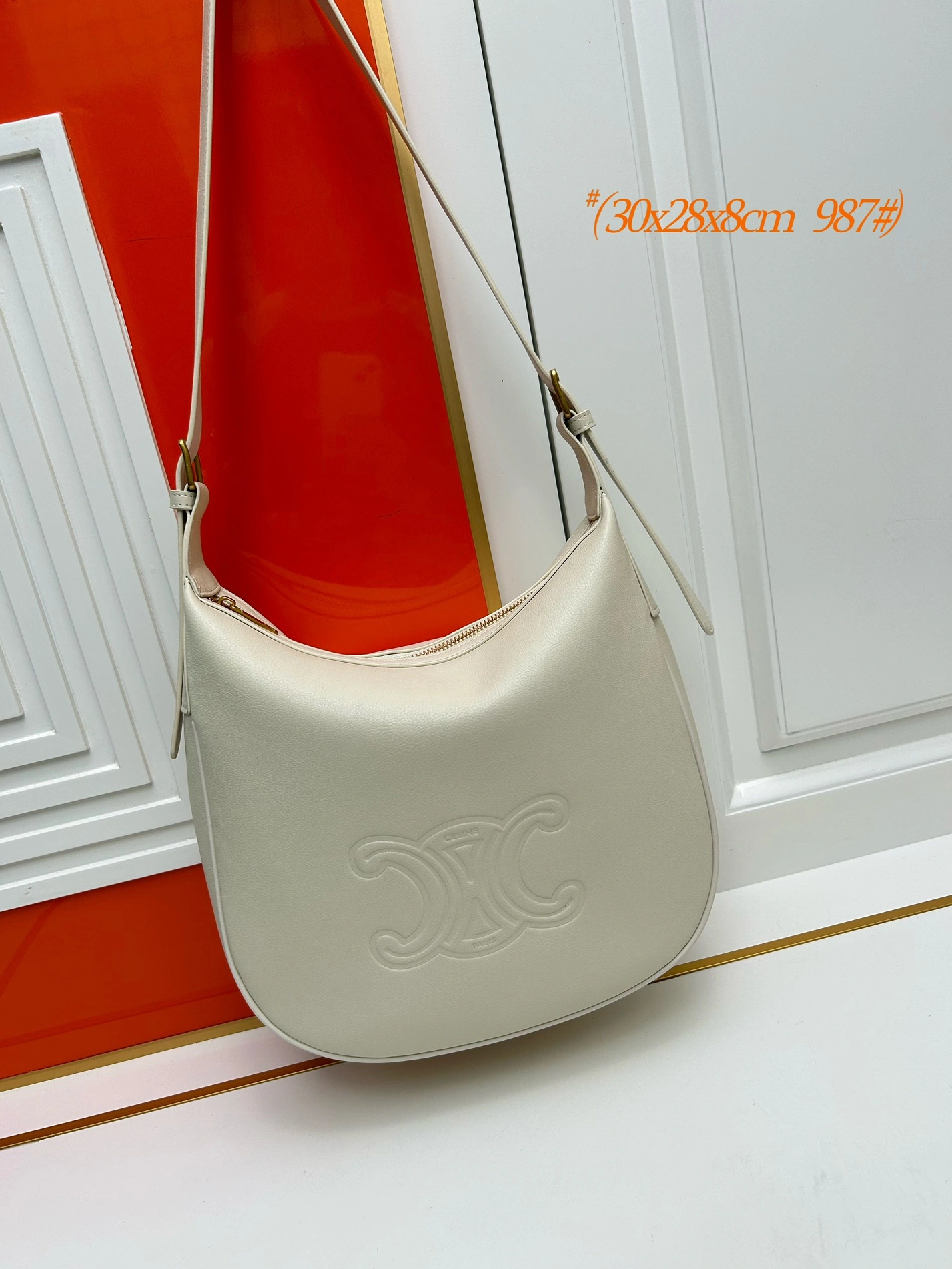 Celine AAA Quality Shoulder Bags For Women Vibrant 2579