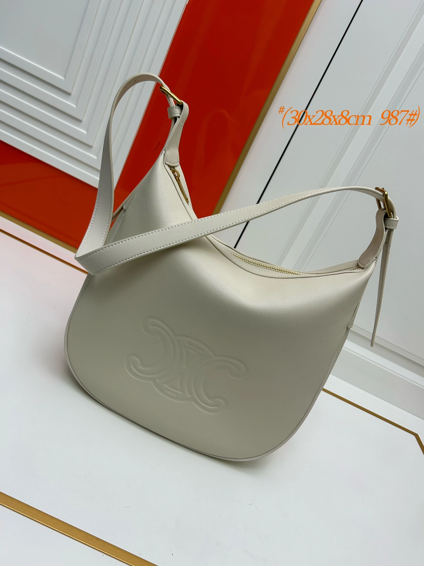 Celine AAA Quality Shoulder Bags For Women Vibrant 2579