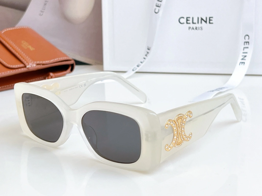 Celine AAA Quality Sunglasses Classic 7116