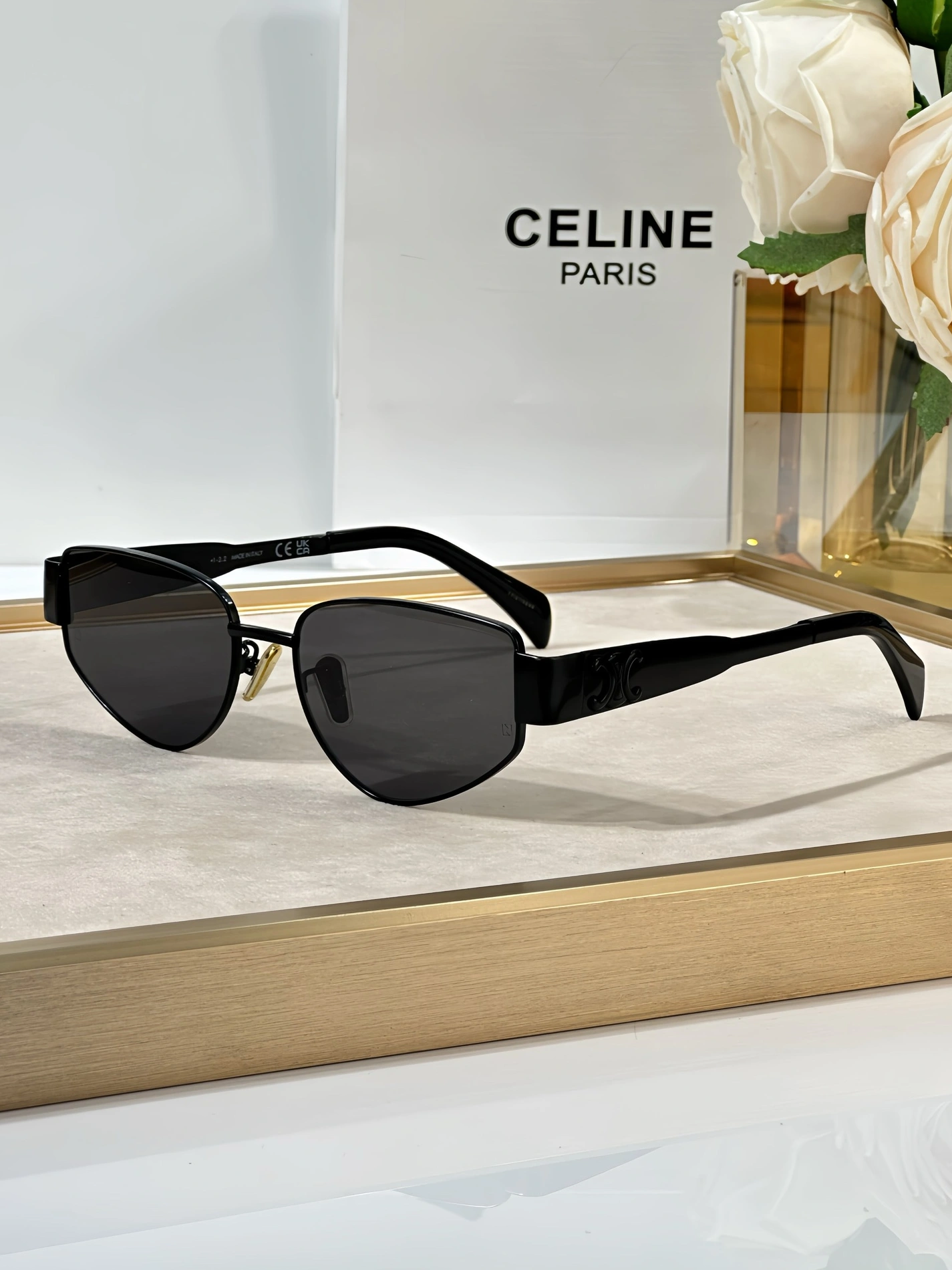 Celine AAA Quality Sunglasses Popular 8658