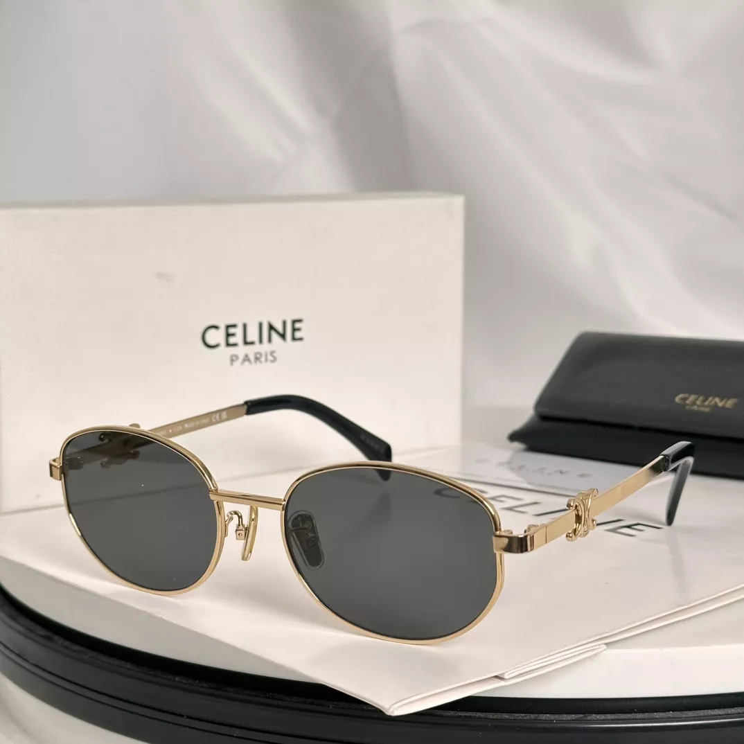 Celine AAA Quality Sunglasses Stylish 8002