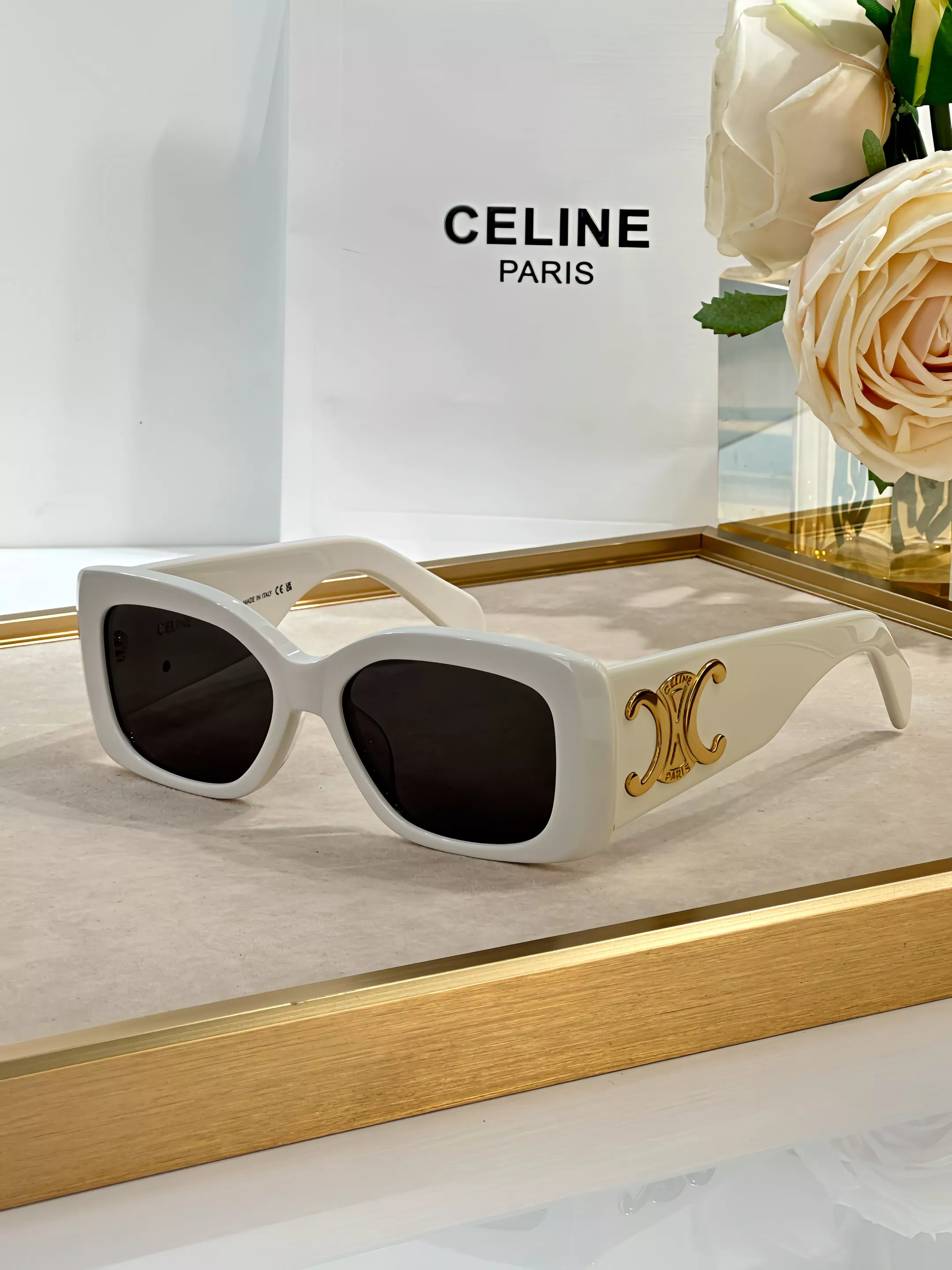 Celine AAA Quality Sunglasses Trendy 3690
